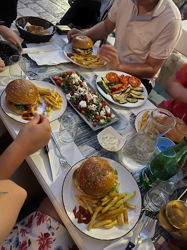 Casablanca Hvar - Gastronomija i ugostiteljstvo