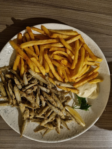 Opinii despre TORETA Cafe & Restaurant în Turanj - Gastronomija i ugostiteljstvo