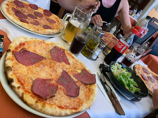 Adria Restaurant & Pizzeria - Gastronomija i ugostiteljstvo