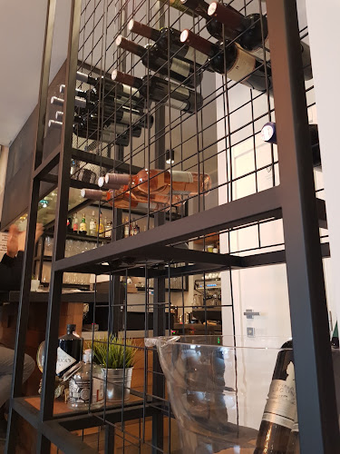 Opinii despre Caffe Bar Barbiere în Pazin - Gastronomija i ugostiteljstvo