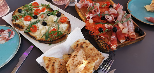 Shooko Beach Bar - Gastronomija i ugostiteljstvo