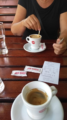 Comentarii opinii despre Kod Bakija