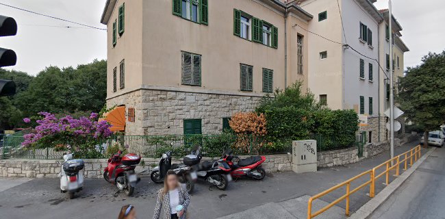 Maria Gracija - Gastronomija i ugostiteljstvo