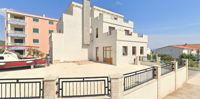 Konoba Okruk (Bistro Renata)