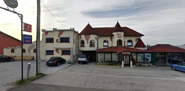 Caffe bar Črleni Lajbek