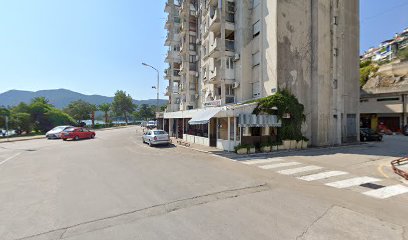 CAFFE-BAR BOLERO, VL.BRANKO PETROVIĆ, PLOČE