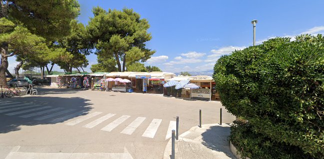 Opinii despre Jure în Supetar - Gastronomija i ugostiteljstvo