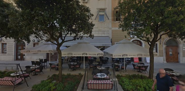 Verdijeva ul. 3A-D8, 51000, Rijeka