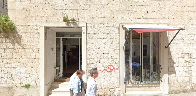 Articok - food and bar