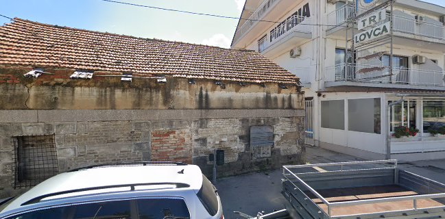 Hostel & Restaurant Tri lovca