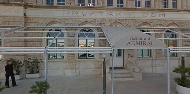 Peškarija Sushi Bar Vis