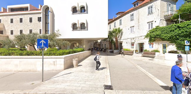 Oš Kolač - Artisan Cakes and Pastries